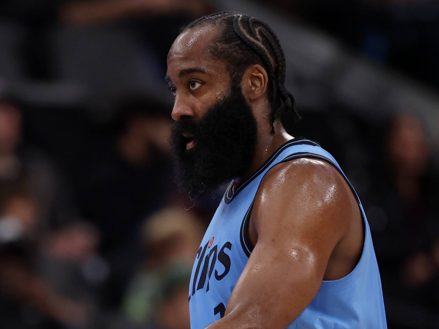 爱游戏APP-今晨洛杉矶快船备战意大利杯，扳平良机细节曝光，管理层满意，团队化学反应显著的简单介绍