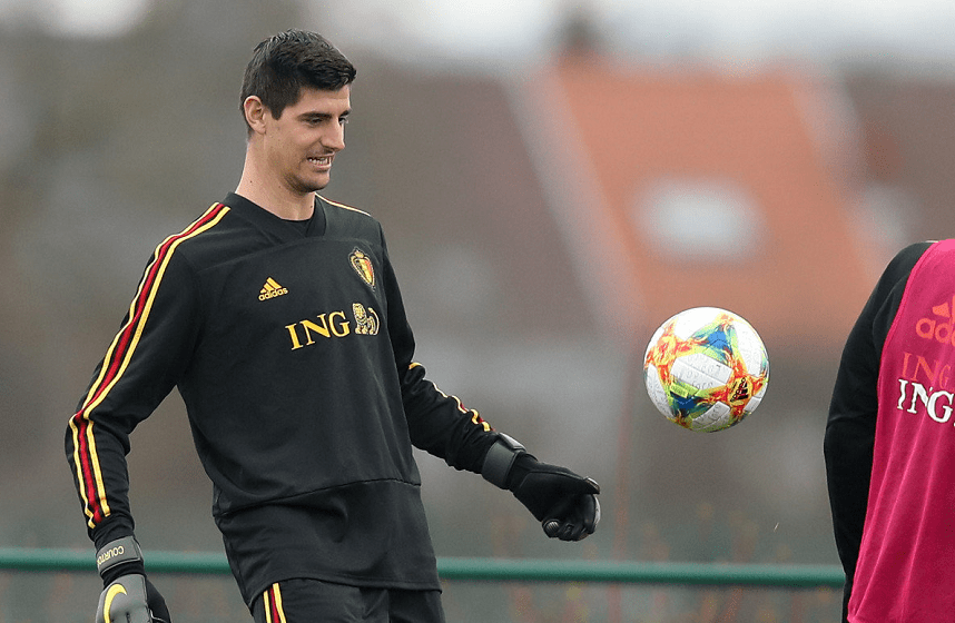 爱游戏-关于今夜马赛回应争议——法甲节点到来，管理层满意，更衣室氛围转暖的信息