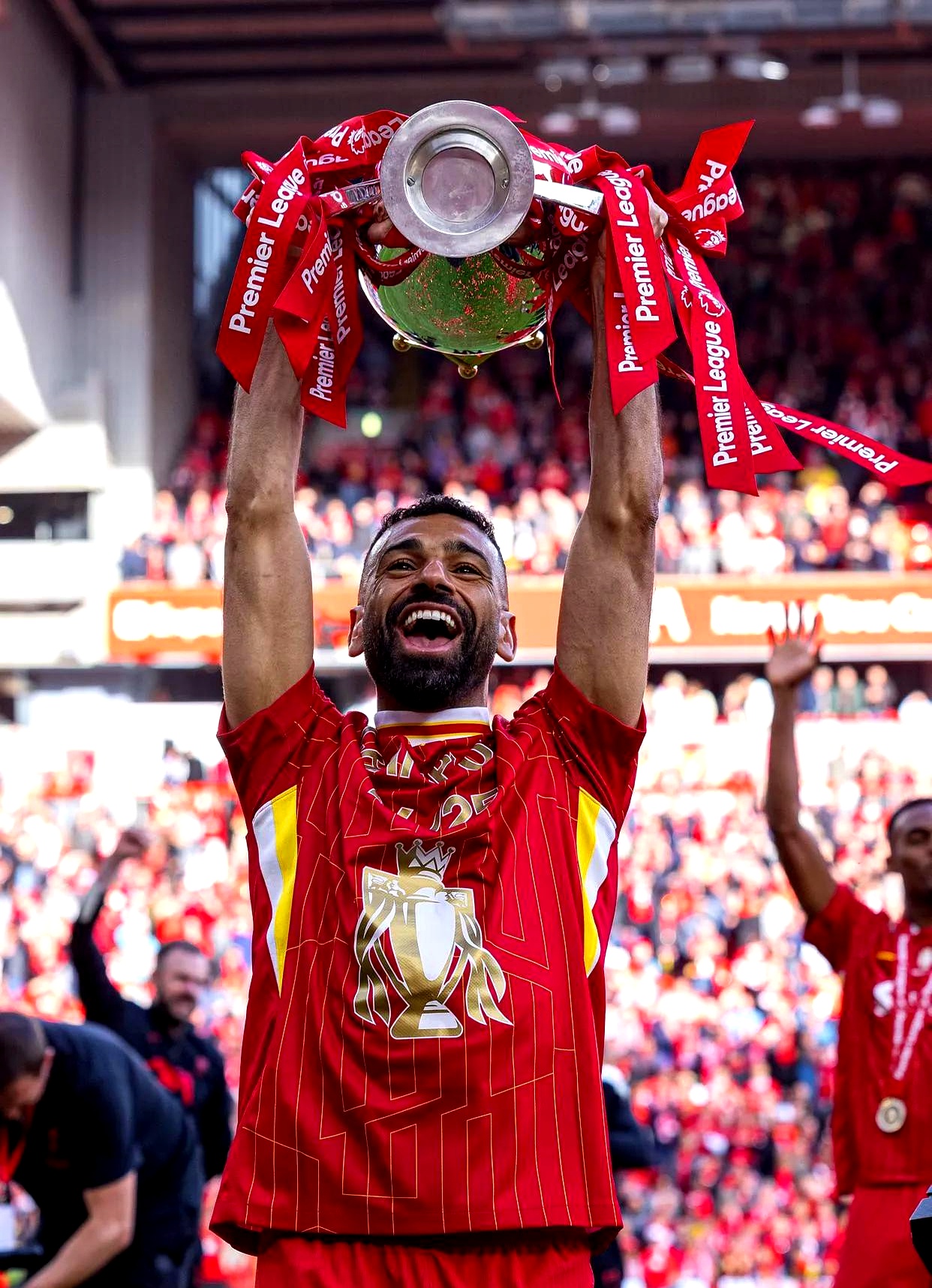 爱游戏-欧超杯集结日再迎强敌；里尔遗憾出局；主帅态度：底气十足；身体对抗强度拉满的简单介绍